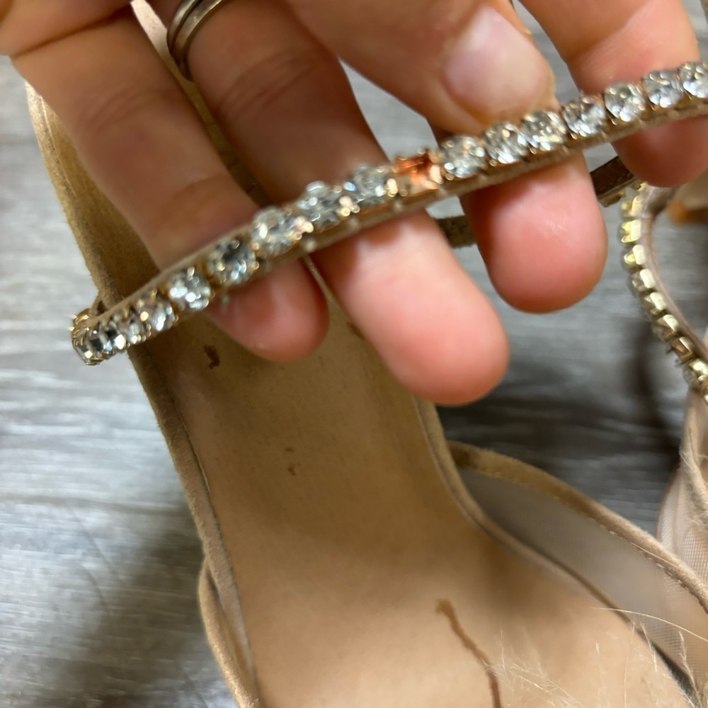 RAYE Duke Nude Feather Crystal Pointed Toe Heels Size 6 REVOLVE - Picture 5 of 10